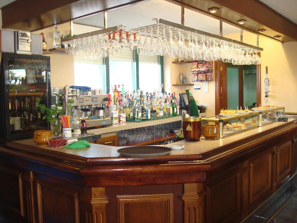 Hotel Brisamar Banugues Ngoại thất bức ảnh
